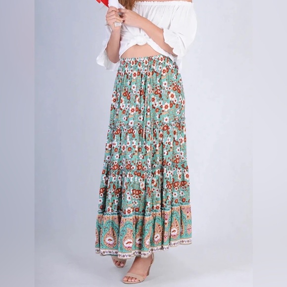 JAR OF HEARTS Boho Lover Aqua Turquoise Floral High Waisted Tiered Maxi Skirt - Picture 4 of 16